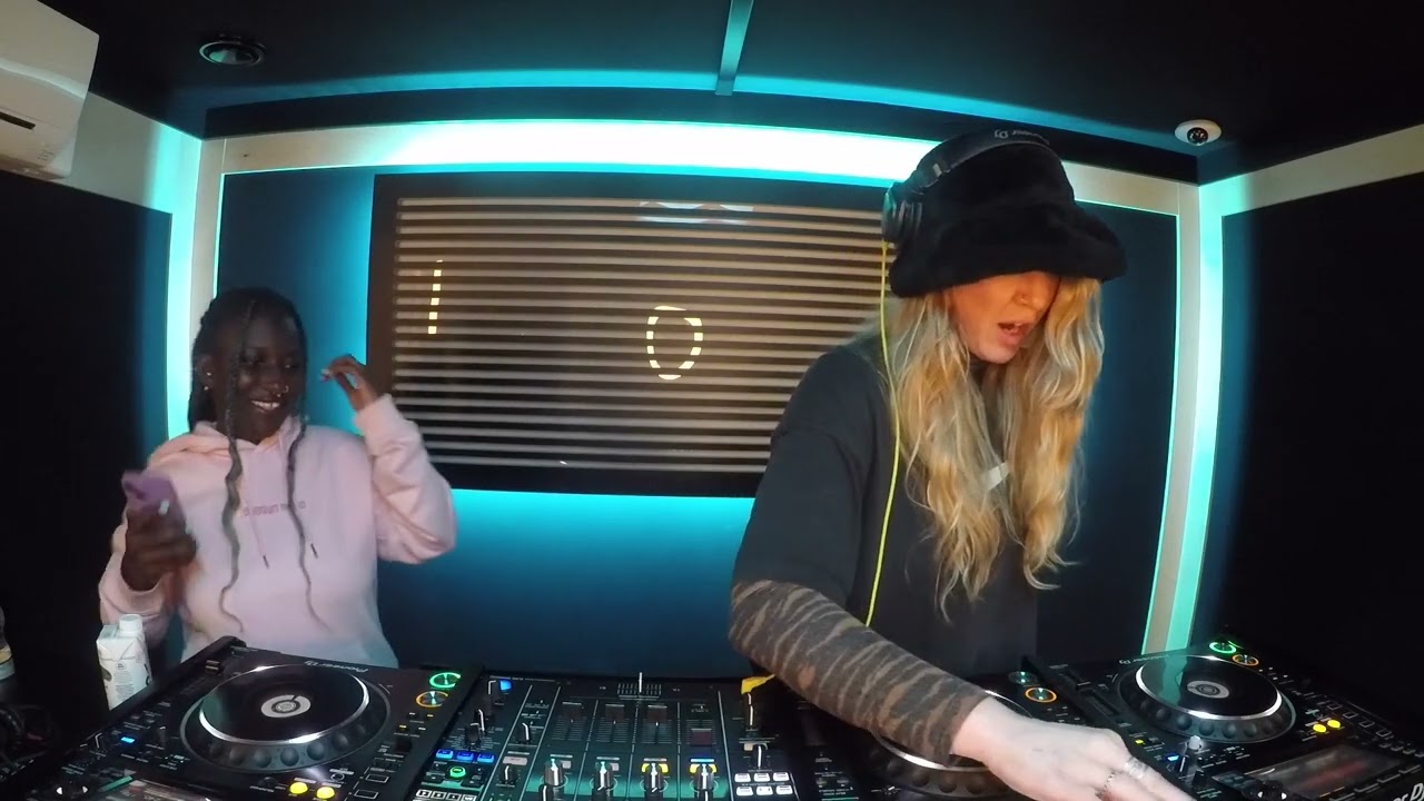 IN THE MIXX - Airbender b2b Tianna Franxx - #November2023