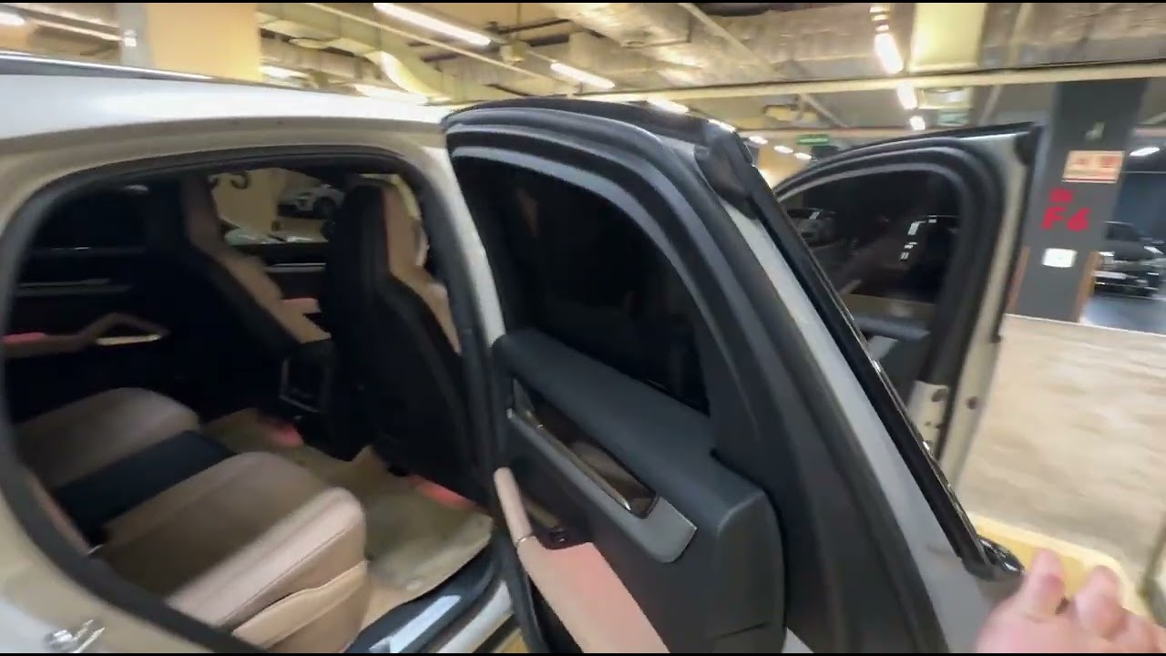 Porsche Cayenne e-hybrid 2025 3.200км 