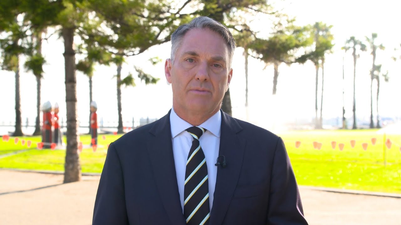 Richard Marles heckled during interview discussing Bondi Beach shooting
