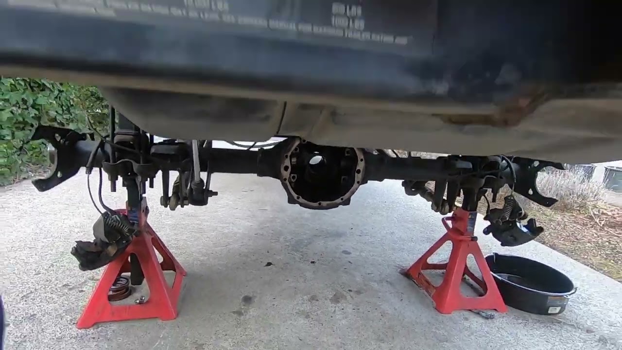 Project 97 2 Door Tahoe Update #19 - New Differential With Limited Slip and Different Tires!