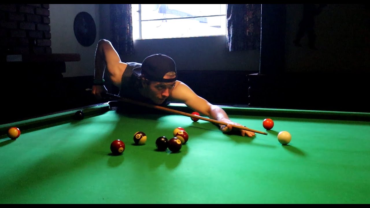 This is what a REAL Snooker table is like // Vlog #95