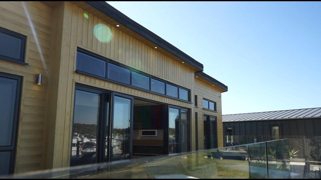 Discover Windsor - Tingdene Racecourse Marina Lodges