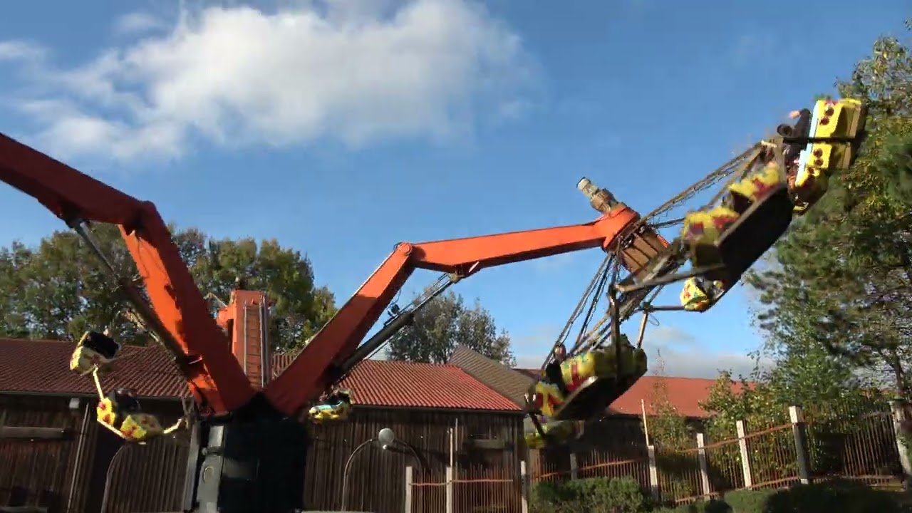 Tomahawk [HUSS Troika] (Offride) Attractiepark Slagharen 2024 [Western Nightmares]