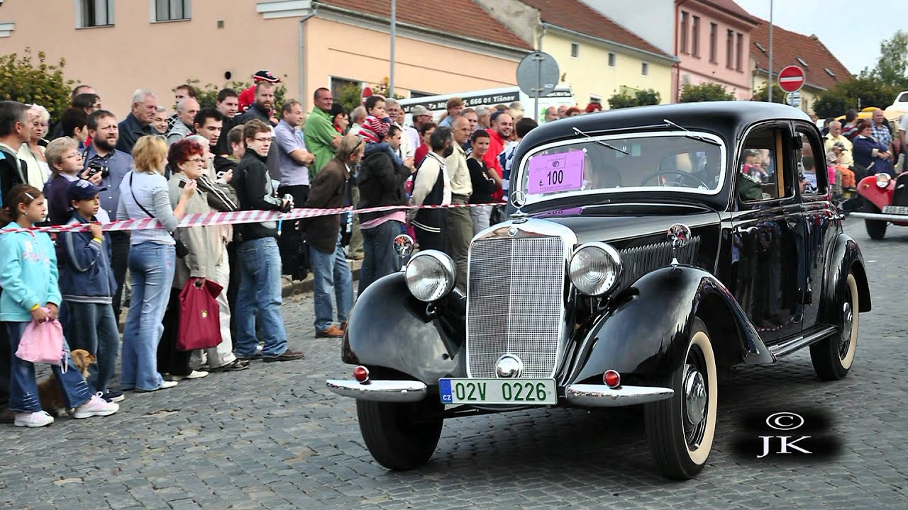 Sraz veteránů Tišnov - Soutěž elegance historických vozidel 12.09.2009