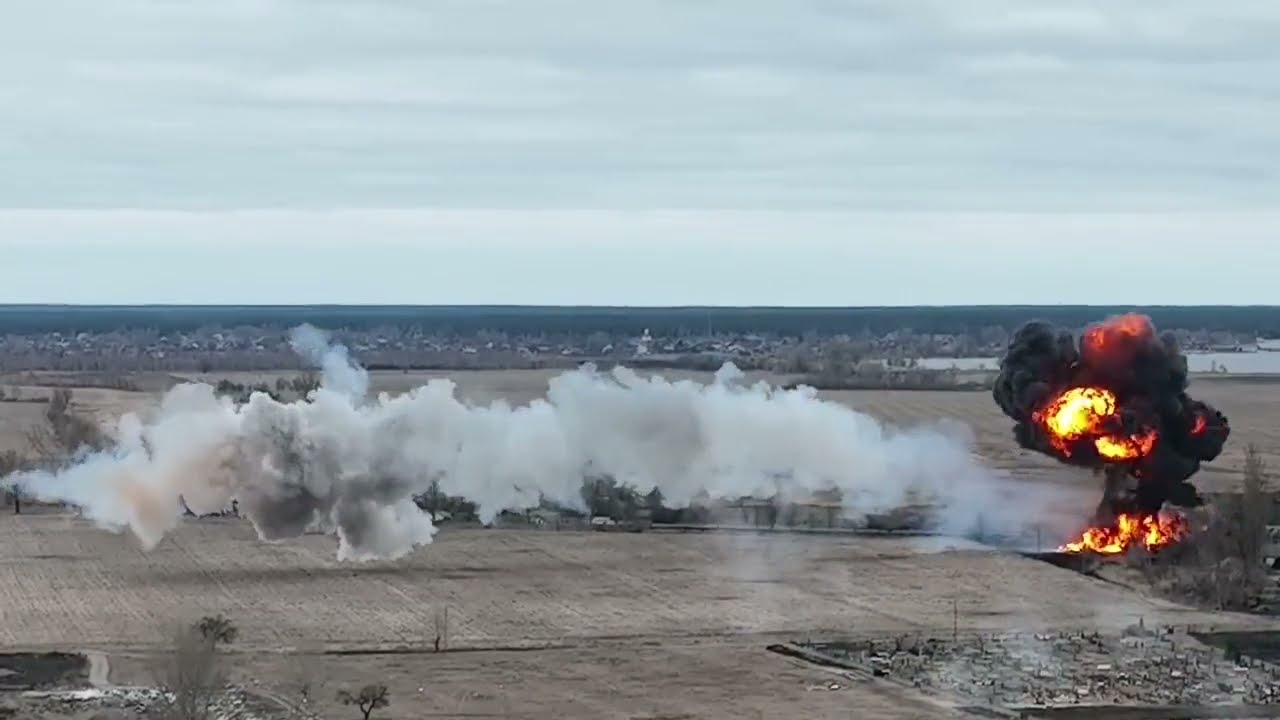 Russian Military helicopter hit by Stinger FIM-92 missile in Ukraine 05 March 2022