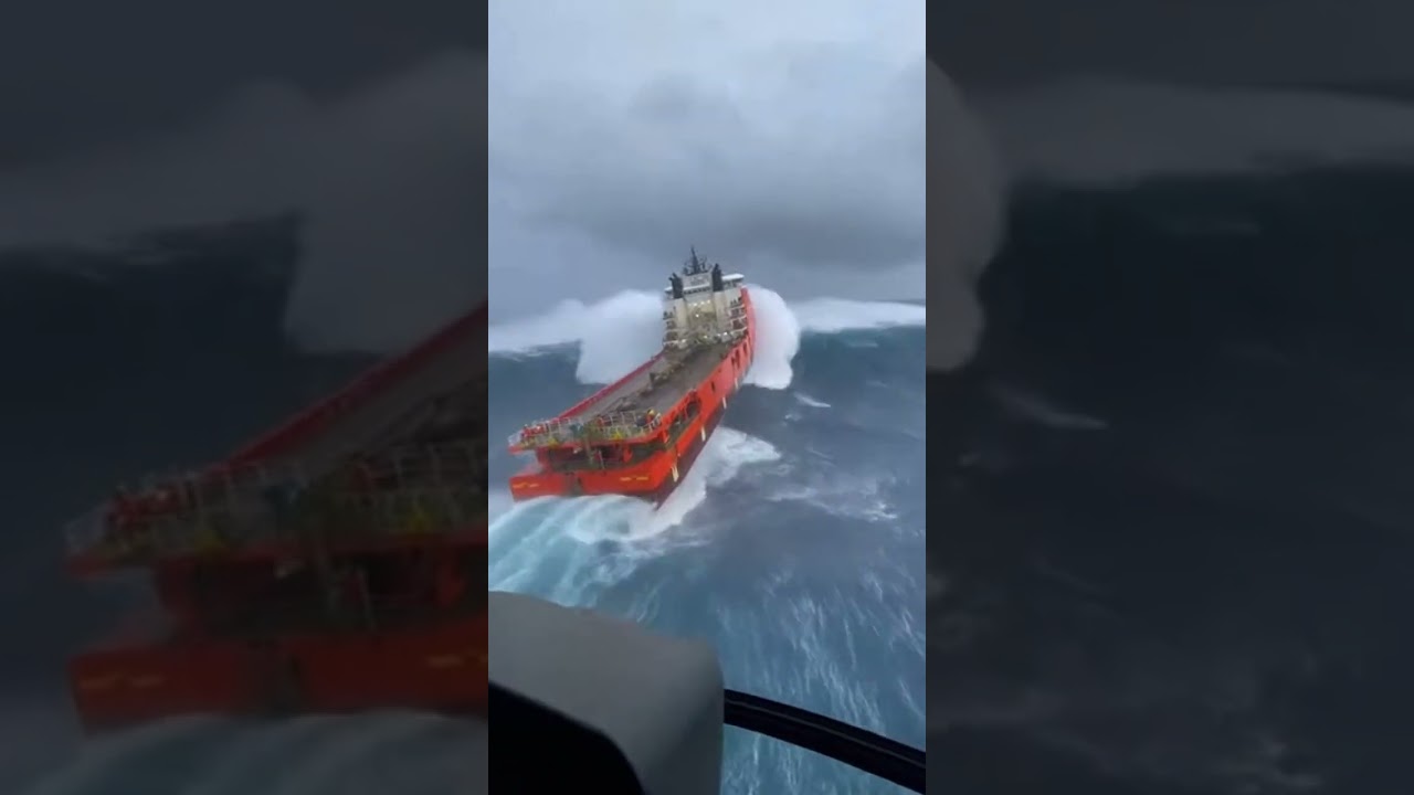 Monster Waves vs Massive Cargo Ship&mdash;Brutal Battle #maritime #storm #extreme