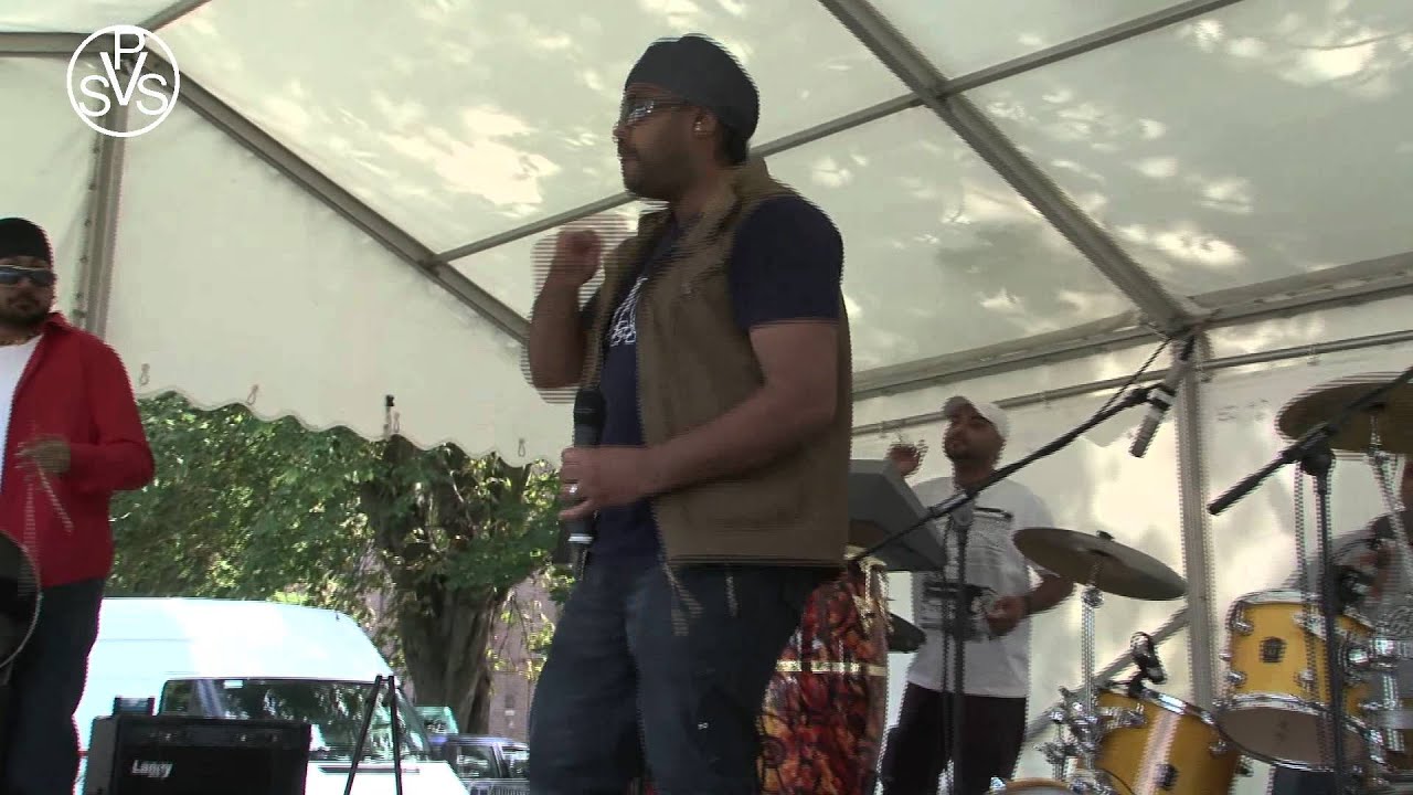 Sunny UK Bhangra Band