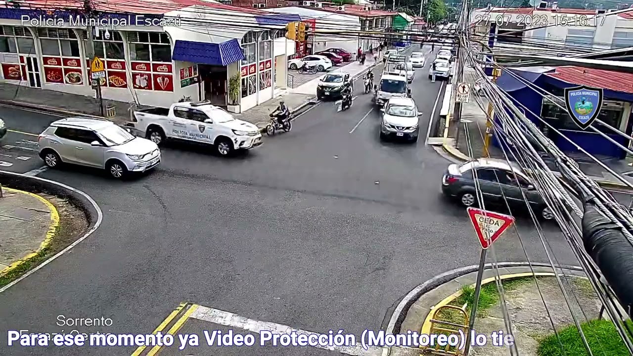 Intentó evadir un puesto policial...