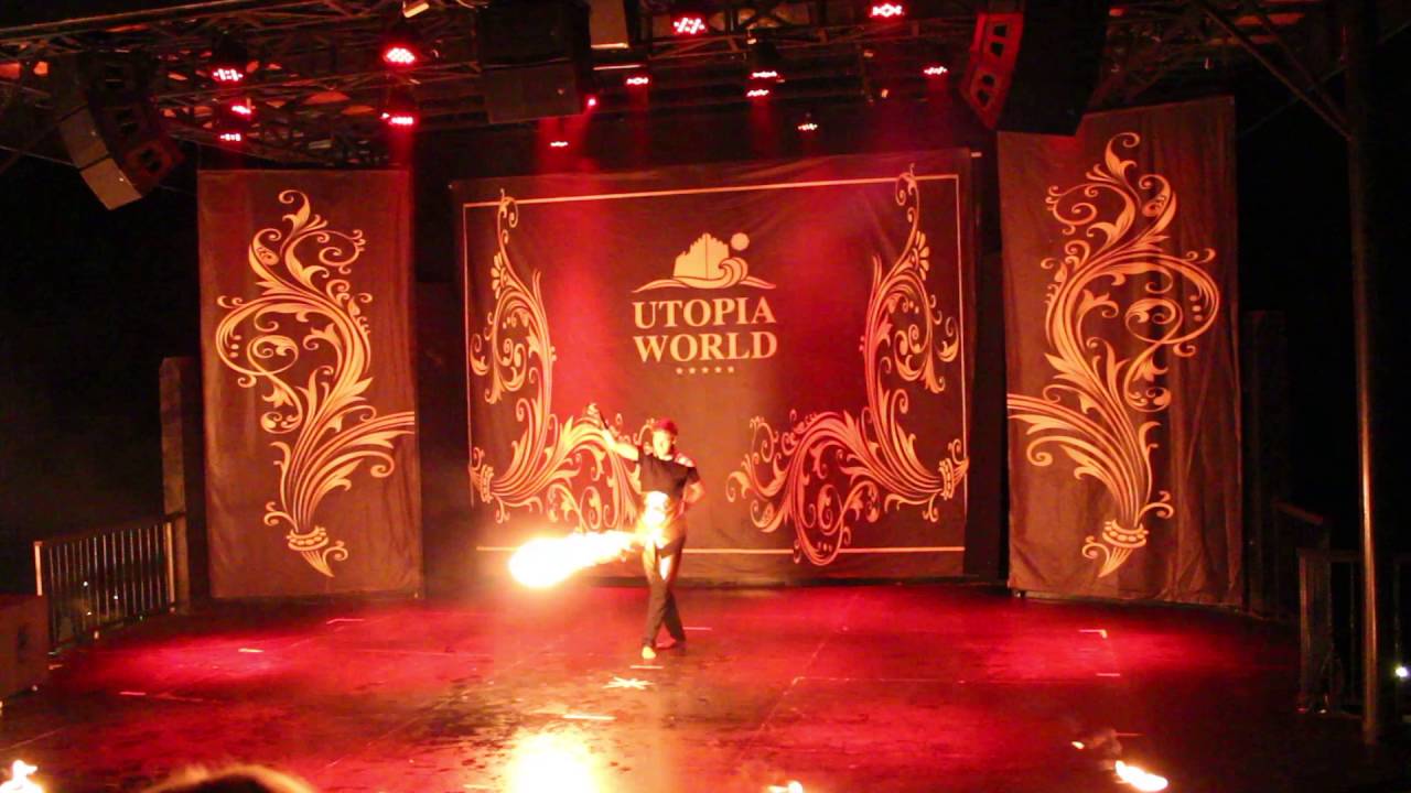 Огненное шоу в отеле Utopia World. Аланья Турция. июль 2015 #1