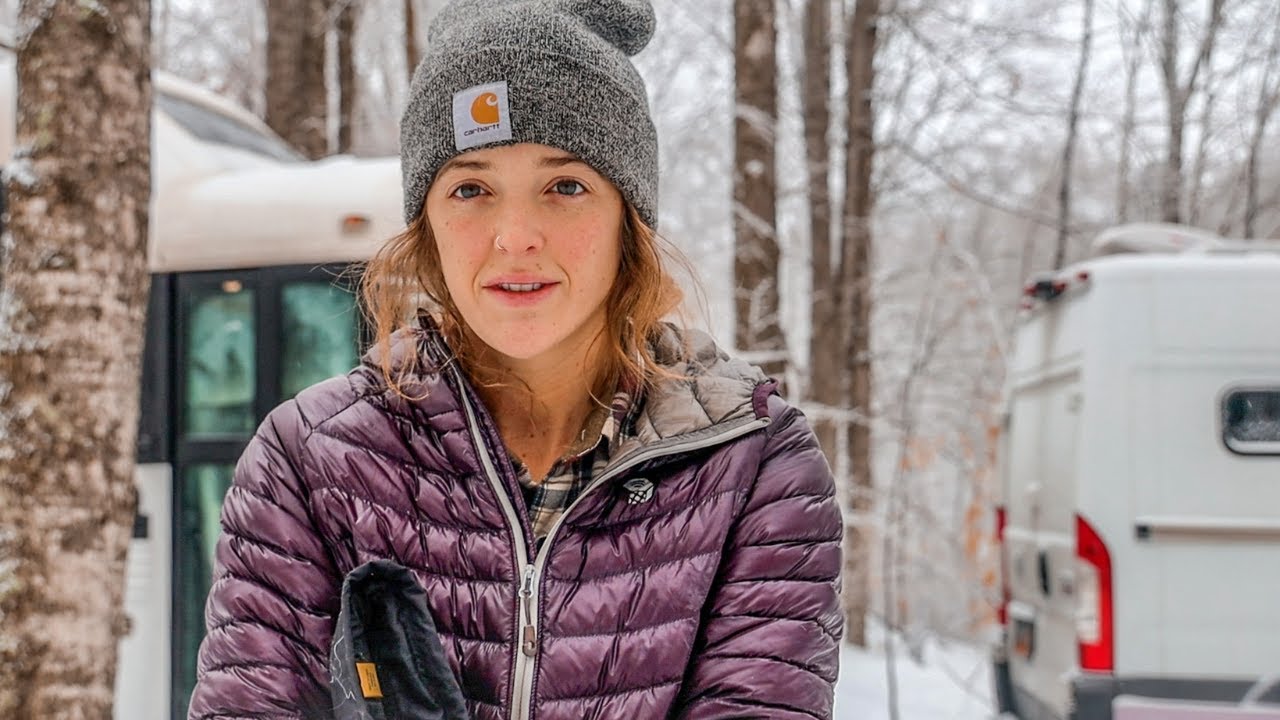 living off-grid in winter | CHORE DAY | van life & skoolie life