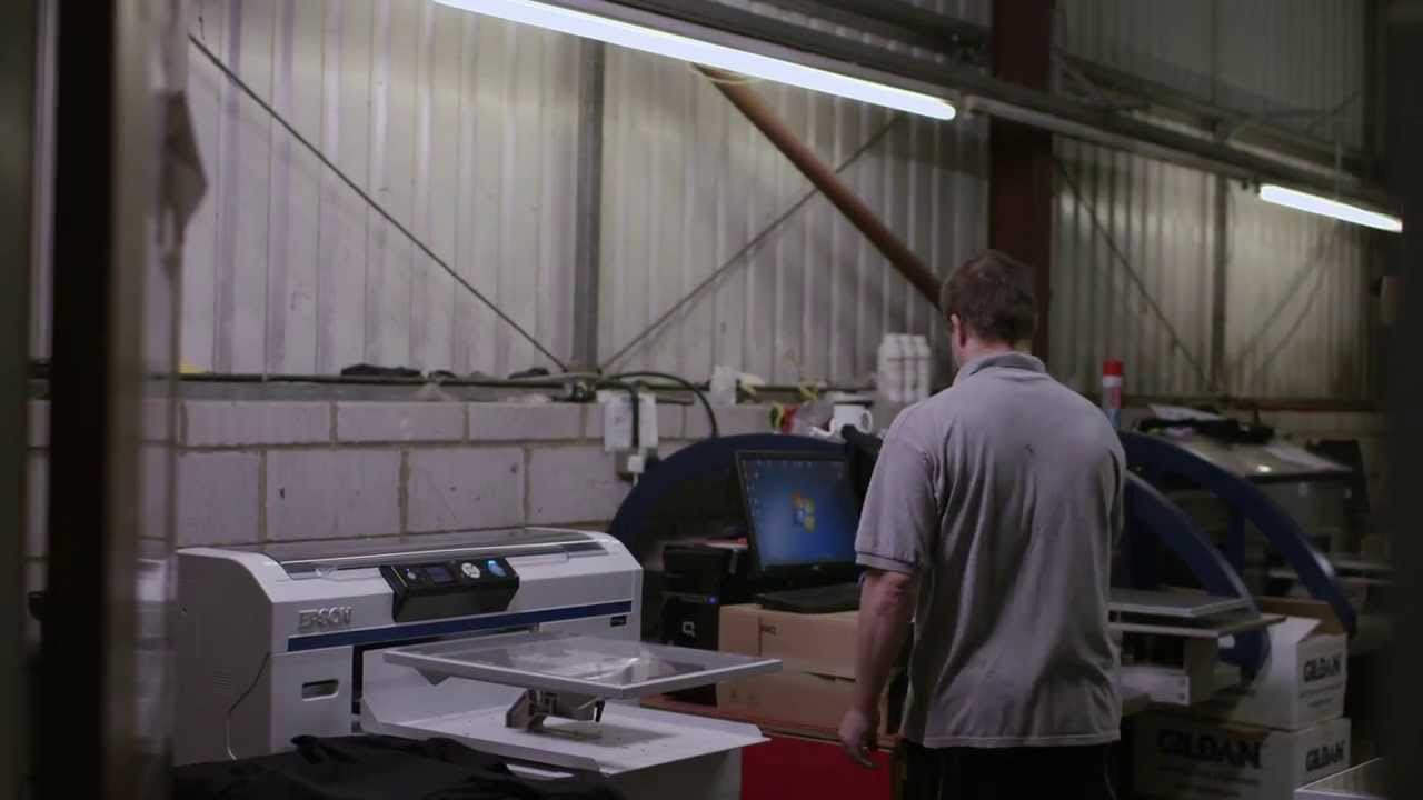 Epson SureColor F2000 - T-Shirt and Sons