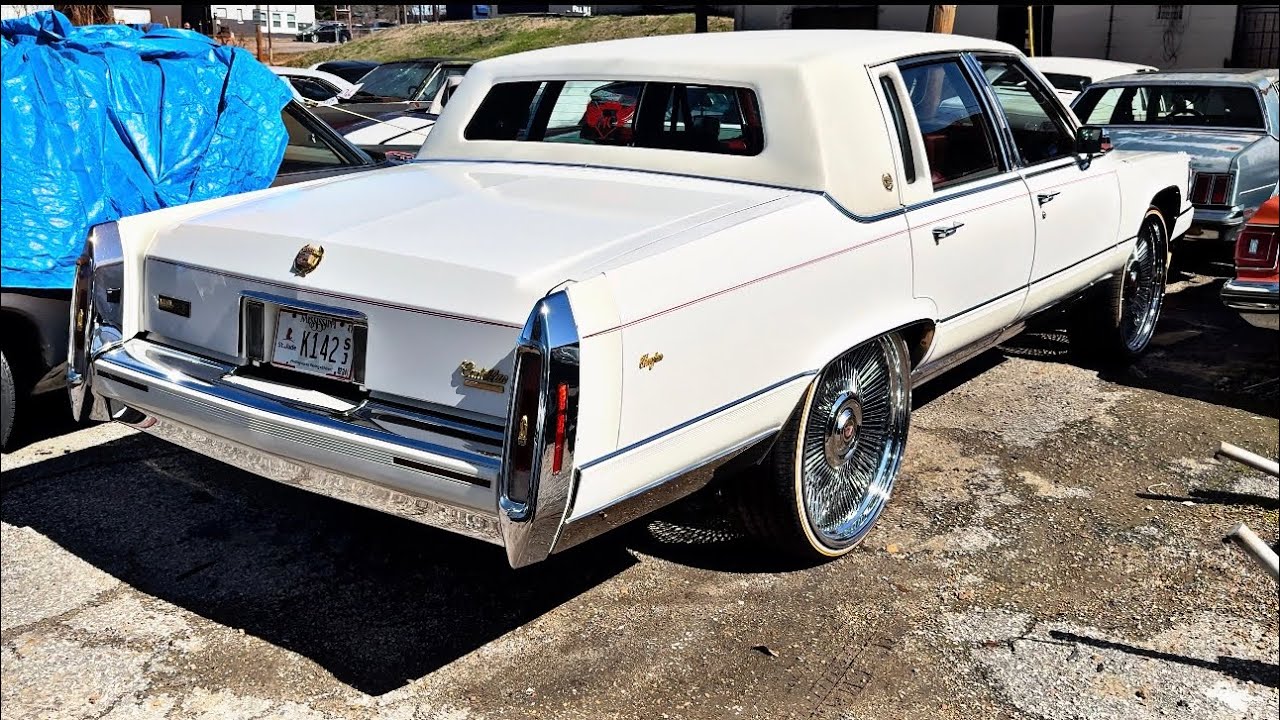 Is This The CLEANEST Cadillac Fleetwood Brougham?? On 28’ FORGIATOS Spokes and Vogues
