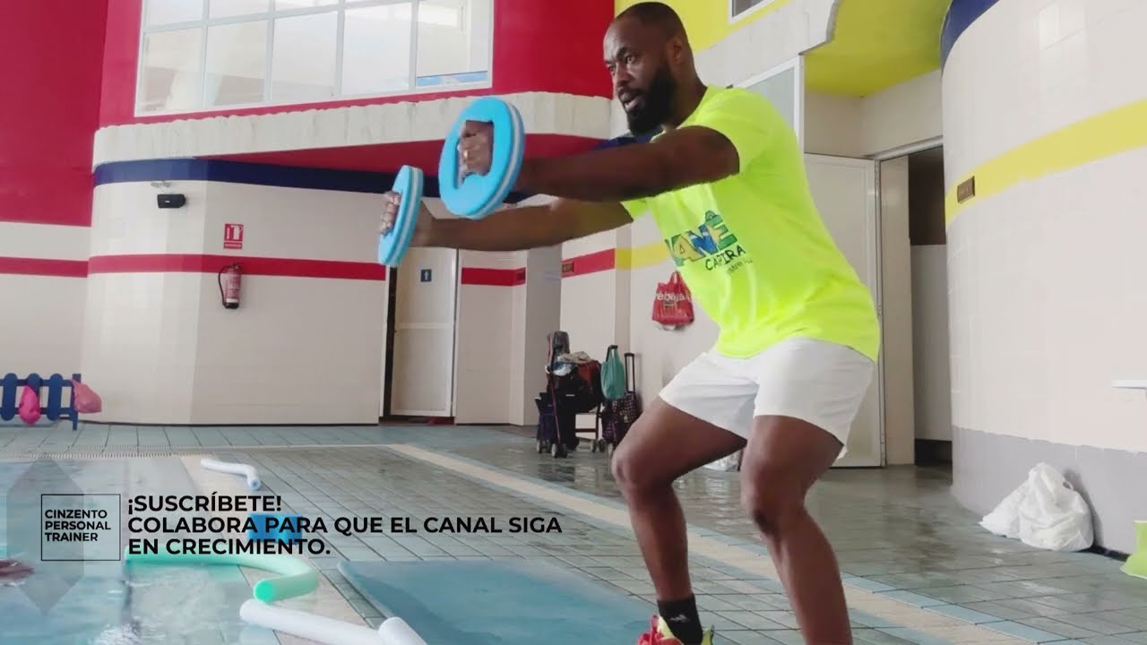 AQUAFITNESS, AQUAGYM E HIDROGINASTICA: +5 ejercicios para mayores de 60 años, con las manoplas.