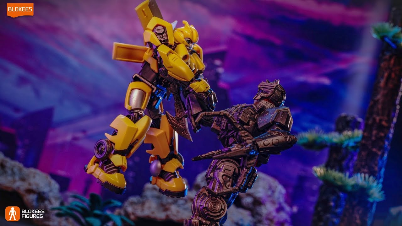 Blokees Transformers Stop Motion Smackdown!  Autobots vs. Scourge | Rise of the Beast Epic!