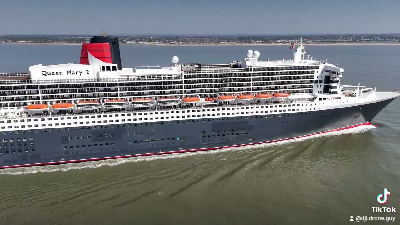 Queen Mary 2 arriving in Liverpool