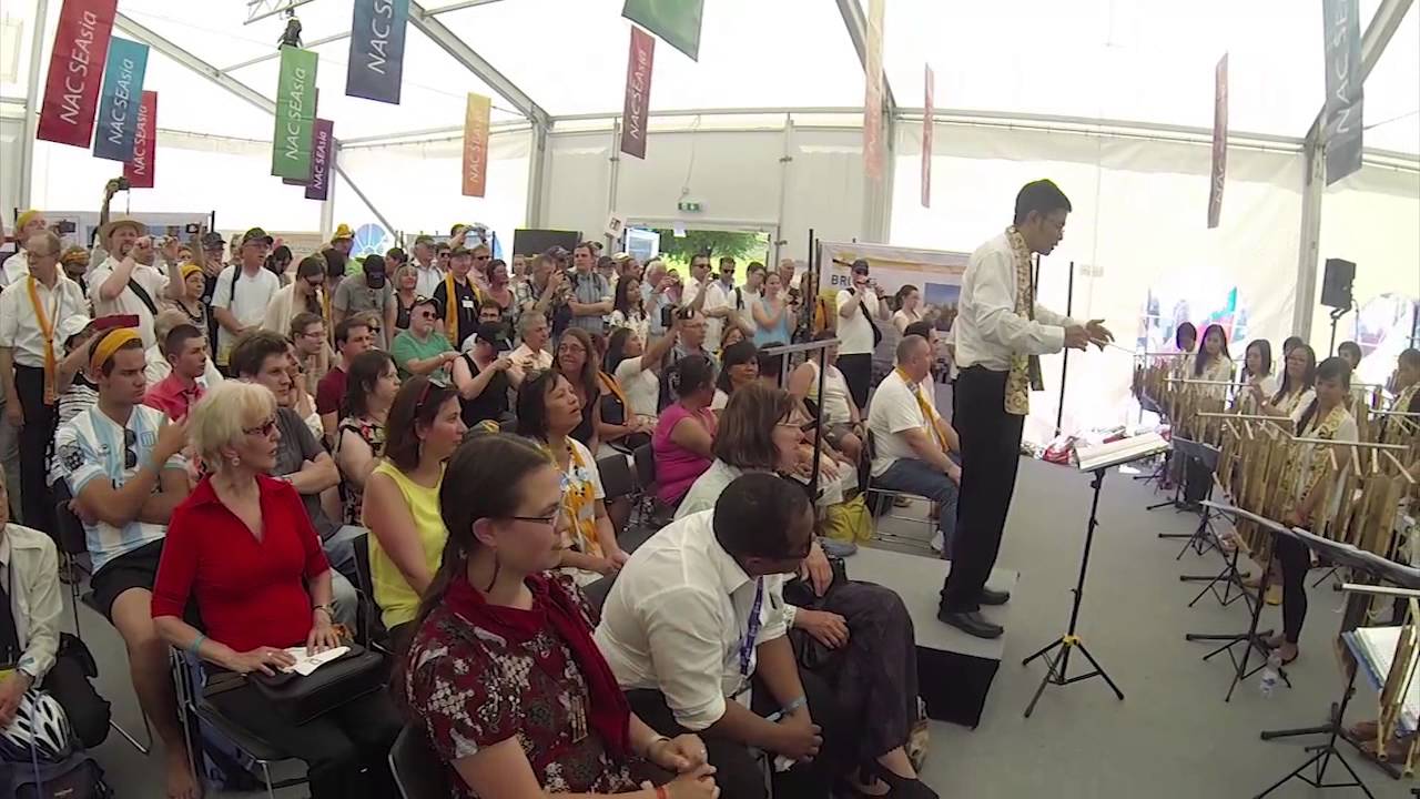 IKT 2014 - Angklung NAC SEAsia - Somewhere My Love
