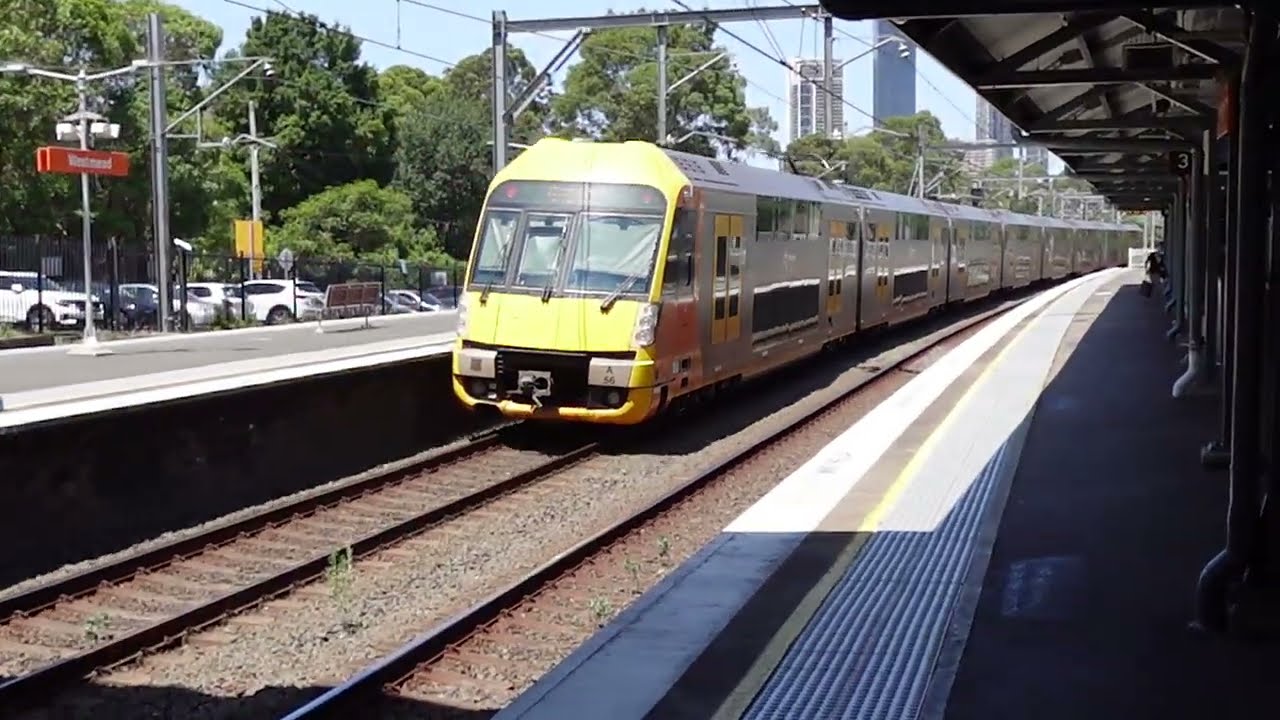 웨스트미드역을 지나는 시드니 트레인 열차들 Trainspotting at Westmead station