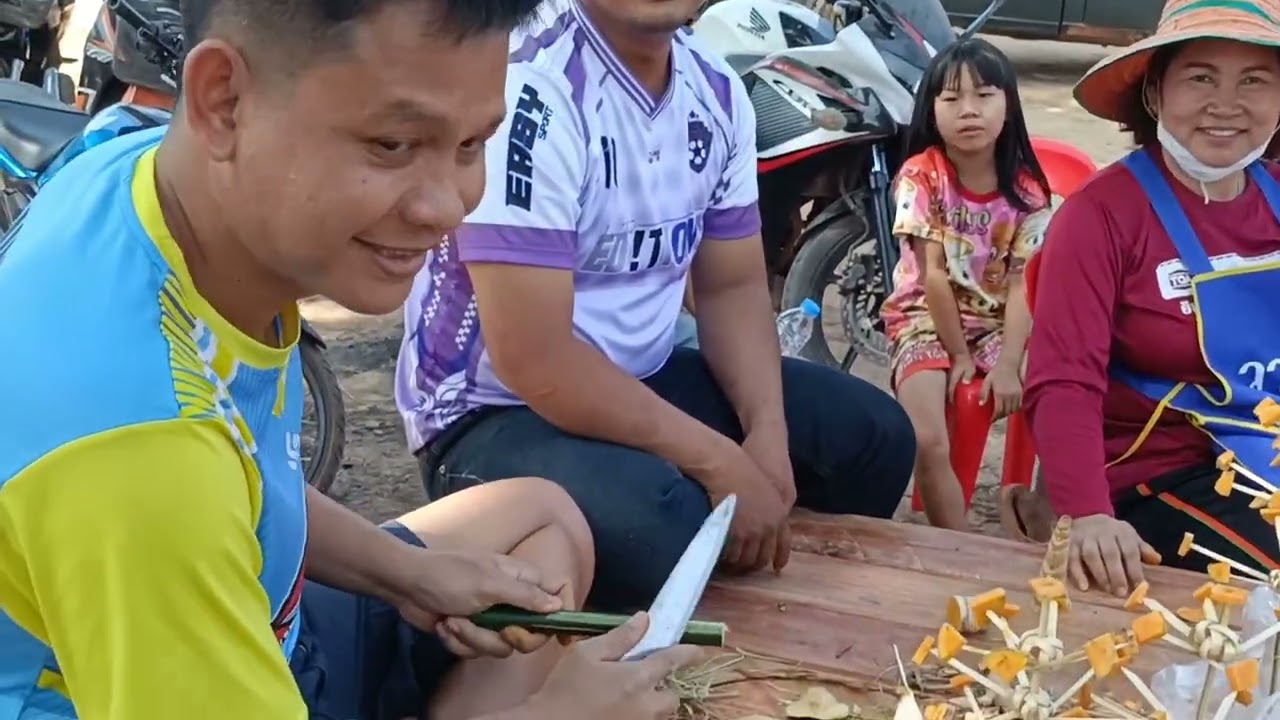 ยังบ่ได้กลับขอนแก่นเด้อ รอช่วยงานบุญบวชพี่น้องก่อน