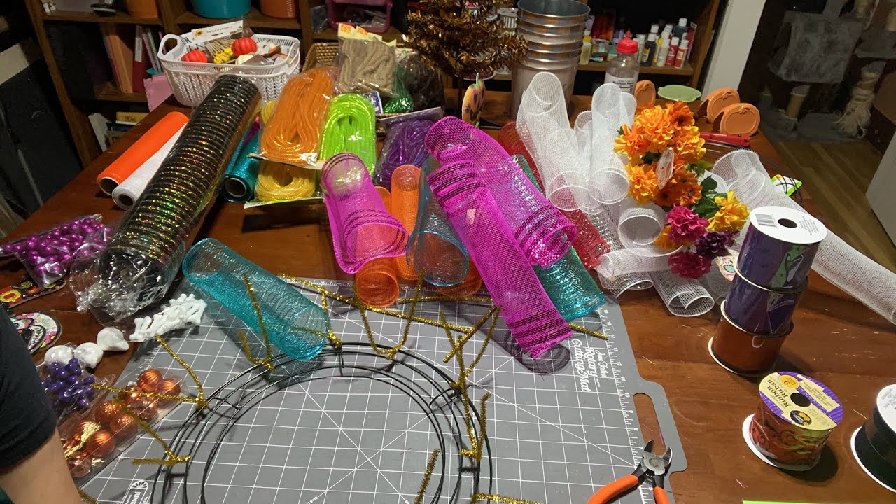 Day of the Dead Wreath Tutorial