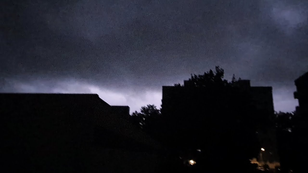 Blitzlicht gewitter am [21.09.2025] in Nürnberg