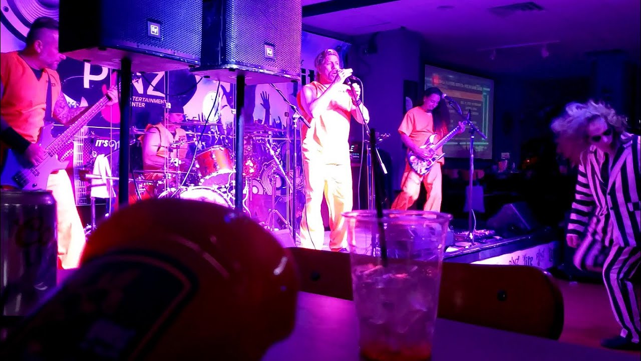 Broken Vegas performing The Trooper (Iron Maiden)