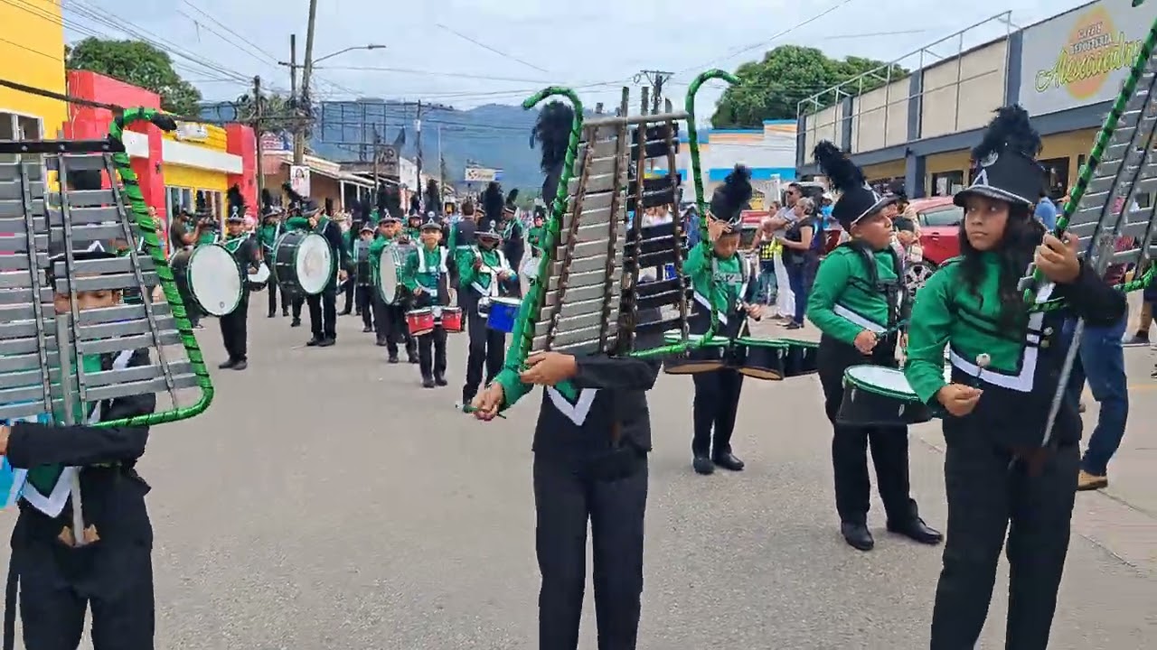 PRESENTACION DE LA ESCUELA LEMPIRA DE OLANCHITO YORO 