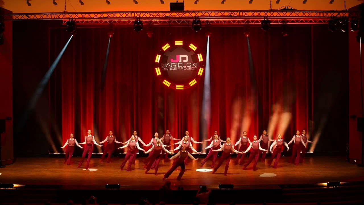 Jazz 17+ formacja turniejowa - J1 jazz - 25. Przegląd Jagielski Dance Project
