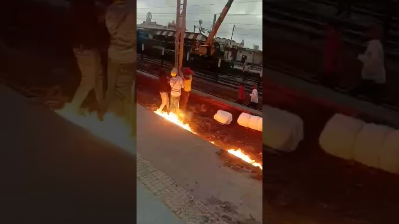 Risque with OHE work in Railway if you are not vigilant ! #shorts #railwayinfrastructur #train