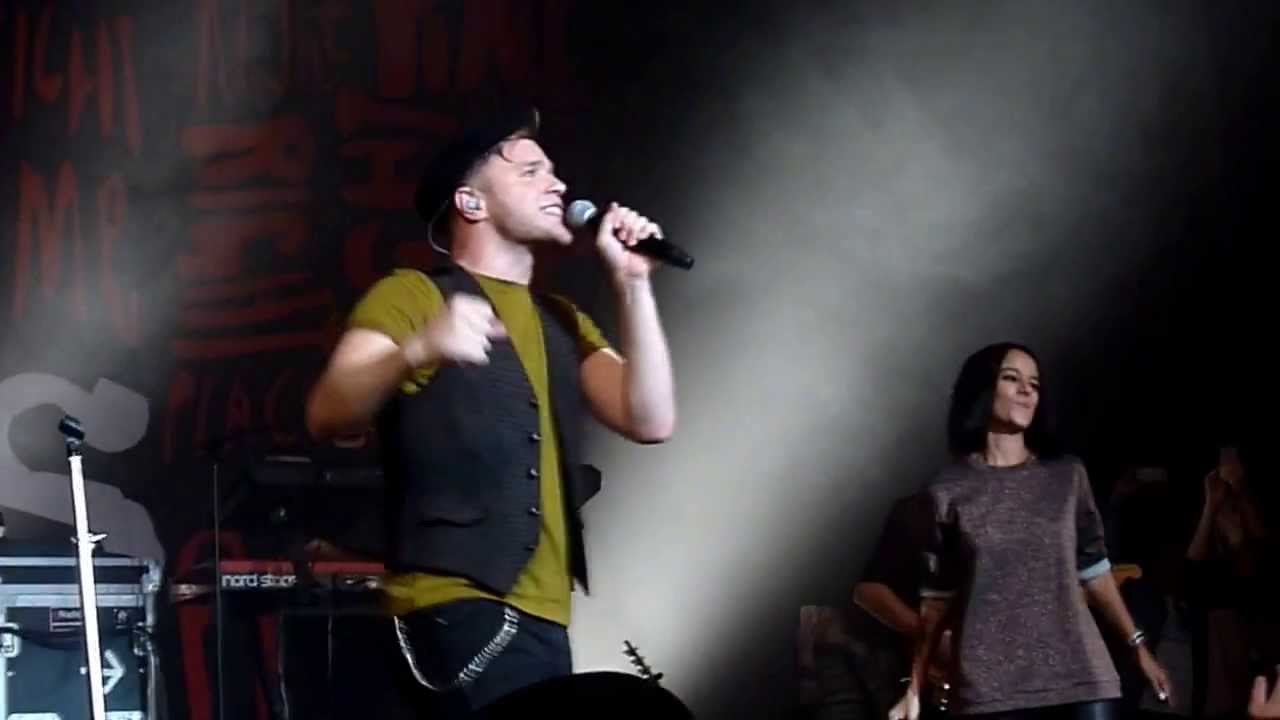 Dear Darling - Olly Murs feat. Alizée, live in Paris
