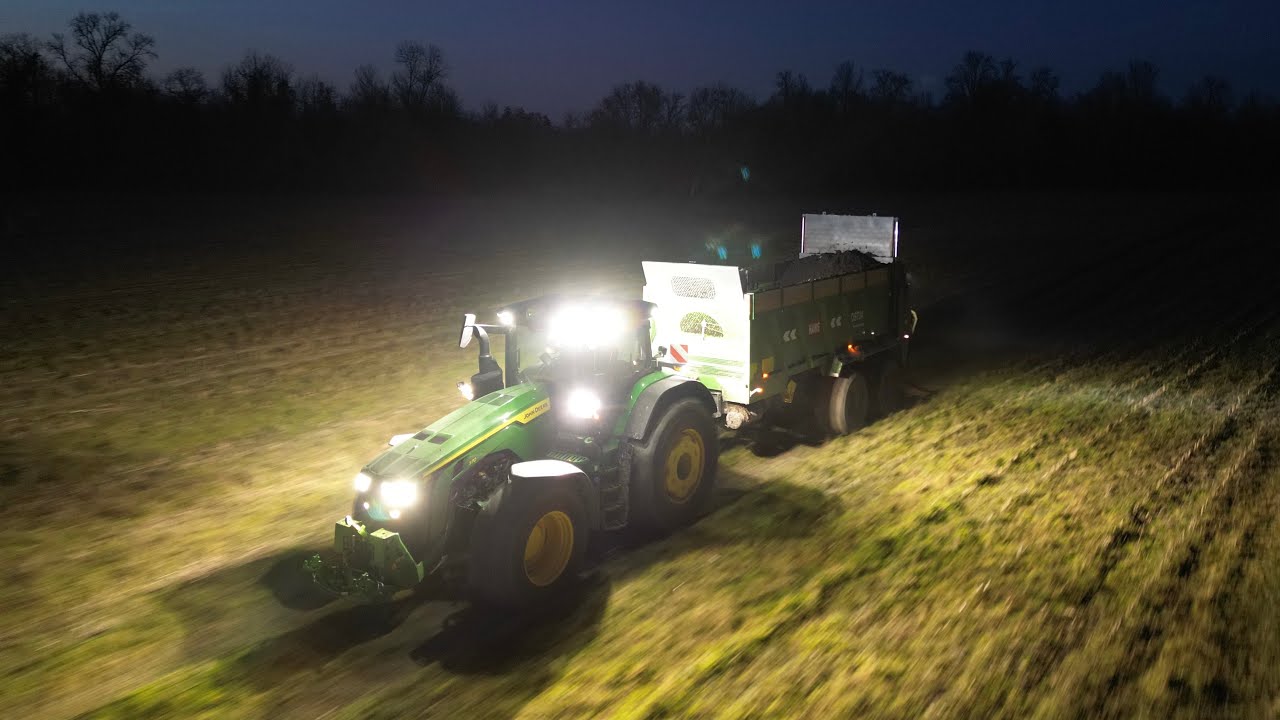 🌅ÉPANDAGE DE COMPOST au coucher de soleil!😍💨 JD 8R & Hawe DST24 |- Man'AGRI 117