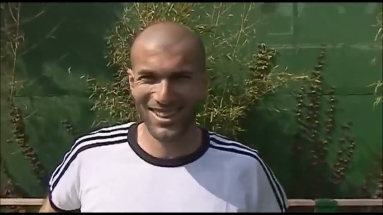 Papa Zidane, avec ses fils (2006.4.30) in 2007 Canal+ Documentary
