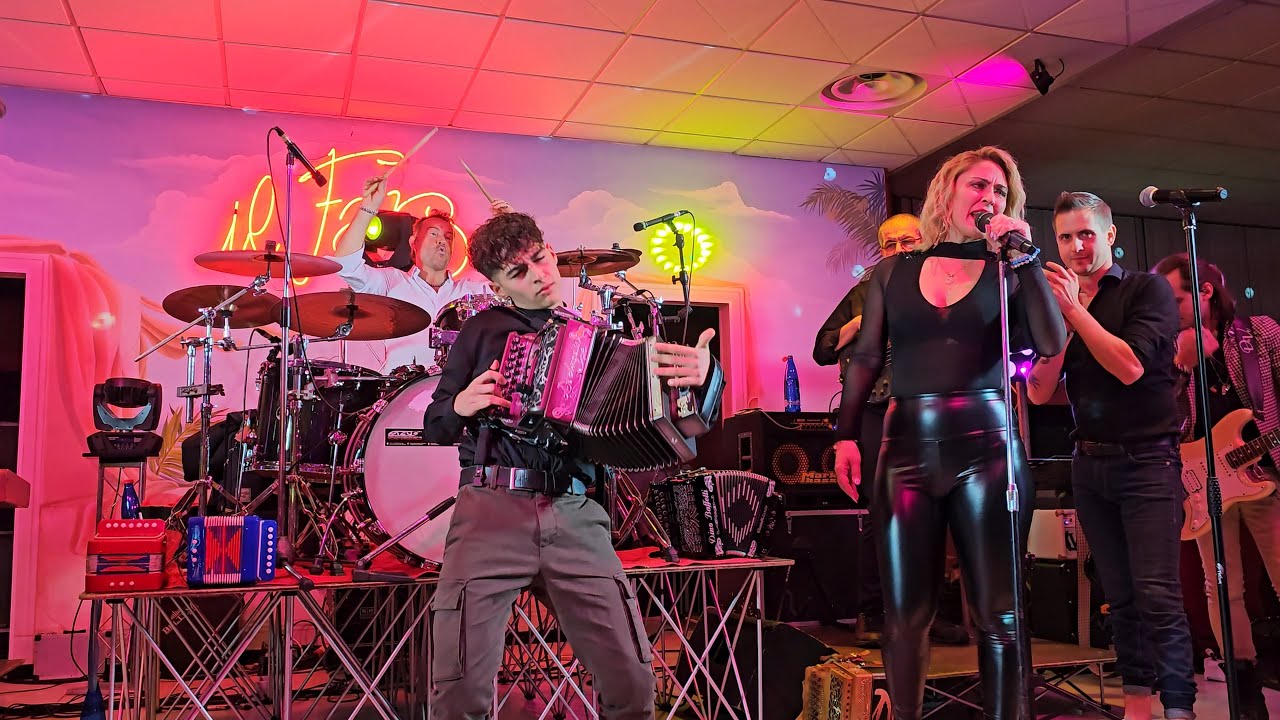 Riccardo Compagnoni 💥 Orchestra Elena CAMMARONE 💖 Tarantella Bachata 🎶 Organetto Acordeón Accordéon