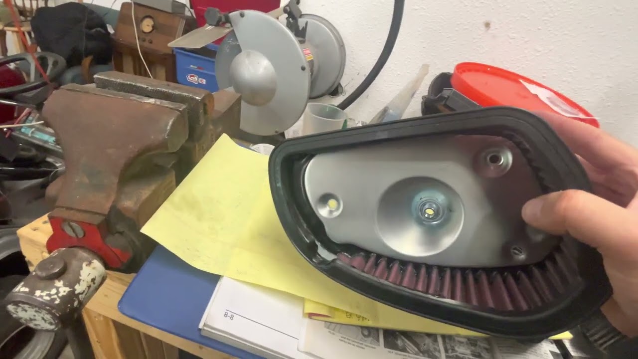 Screamin Eagle Wedge Air Filter