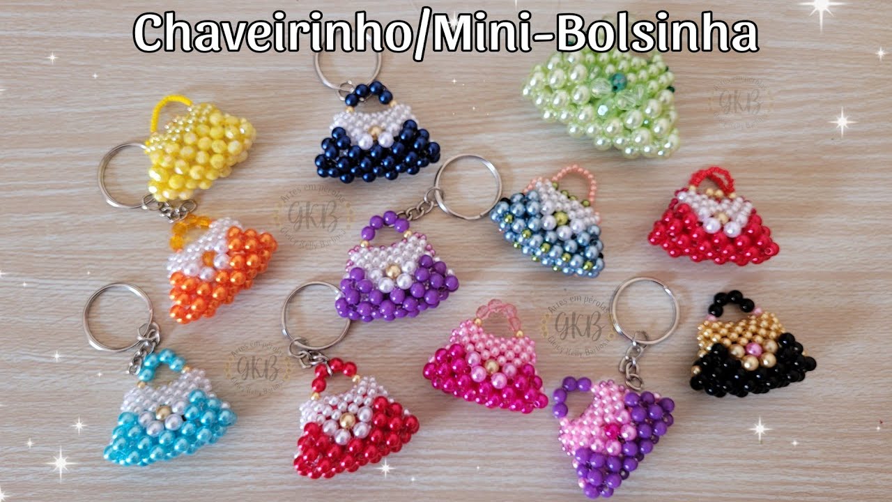 Chaveiro Bolsinha de Pérolas / Mini Bolsinha / GleicyKellyBarbosa