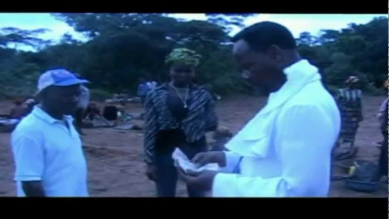 Umuaga Udi - Construction of Umuaga hospital: Cutting of grasses, and payment.