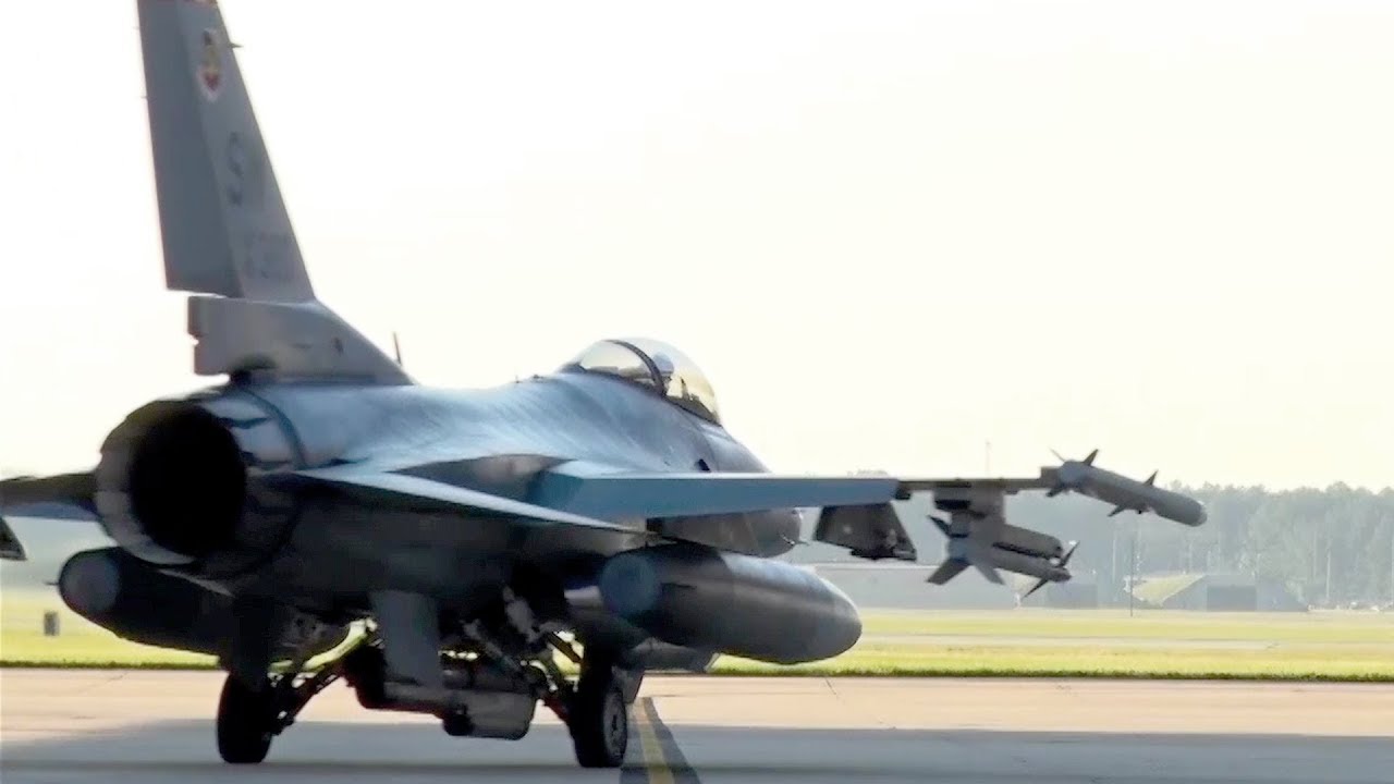 F-16CM Fighting Falcons THUNDEROUS Takeoffs From Shaw Air Force Base