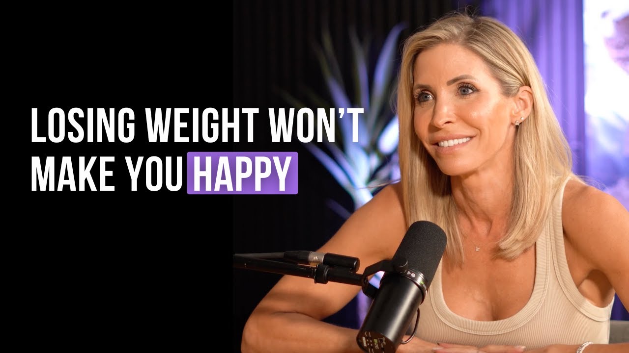 Ep. 39 Menopause, Eating Disorders, Muscle Building + More: Your Fitness + Nutrition Qs Answered!