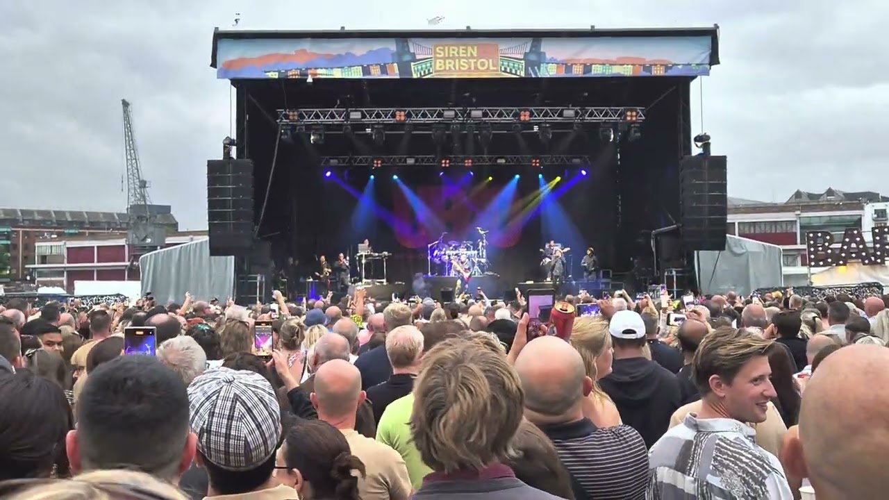 UB40 featuring Ali Campbell 02/08/24. If it happens again and Food for thought.