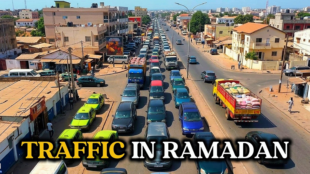 Заторы на дорогах во время Рамадана в Гамбии