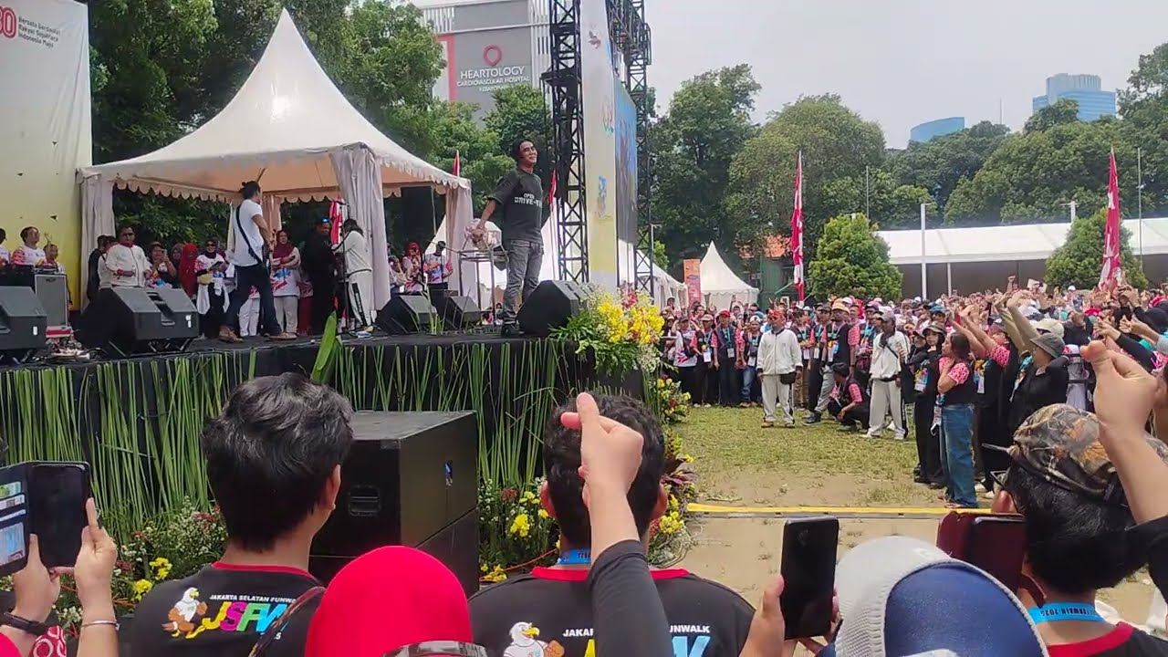 Charlie x ST12/Setia Band Bintang Kehidupan ( Nike Ardilla Cover )