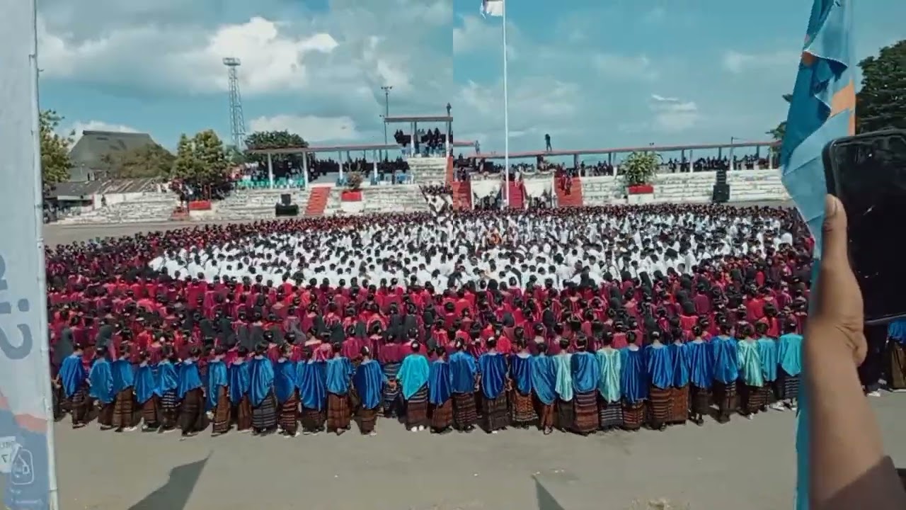 🛑 Tarian gawi masal lebih dari 2000 peserta didik SD-SMP-SMA/SMK  seKab.Ende// Lapangan PANCASILA 🇮🇩