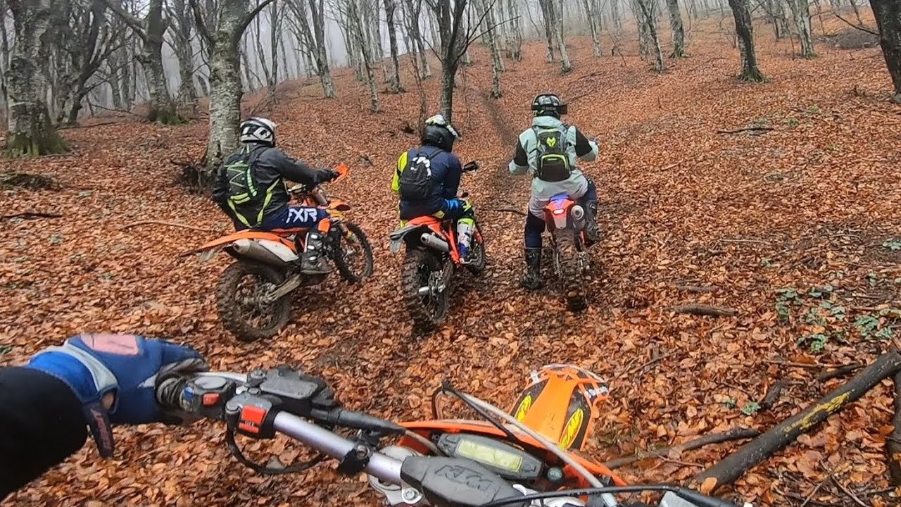 STUCK IN THE MUD [Hard Enduro Pelister]