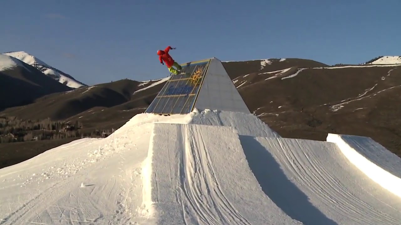 Alex Bellemare - Level 1 After Dark segment
