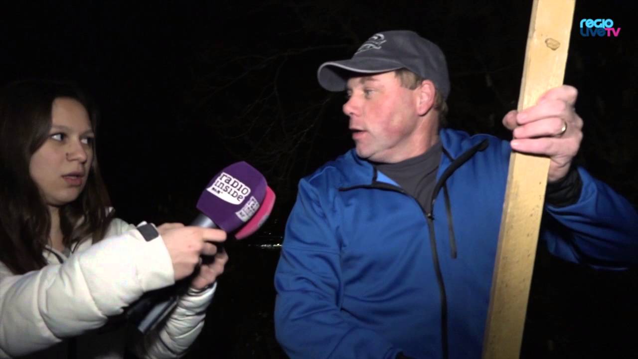 Protestmarsch zur Info-Veranstaltung der geplanten Asyl-Container-Siedlung in Safenwil