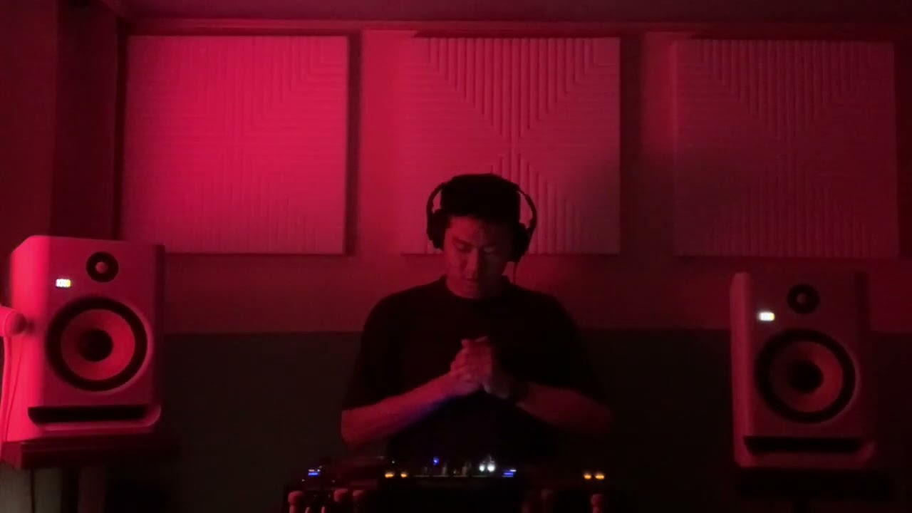 Hiphop & RnB Mix by Blackmonkey in Room 09