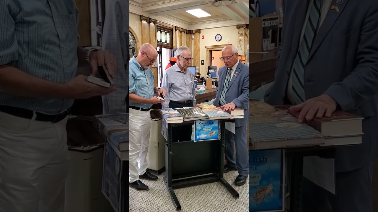 U.S. Representative Paul Tonko visits the Troy Public Library (New York)