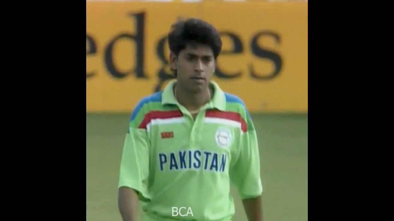 Aaqib Javed Perfect Reply To Mark Greatbatch - Clever Slower Delivery