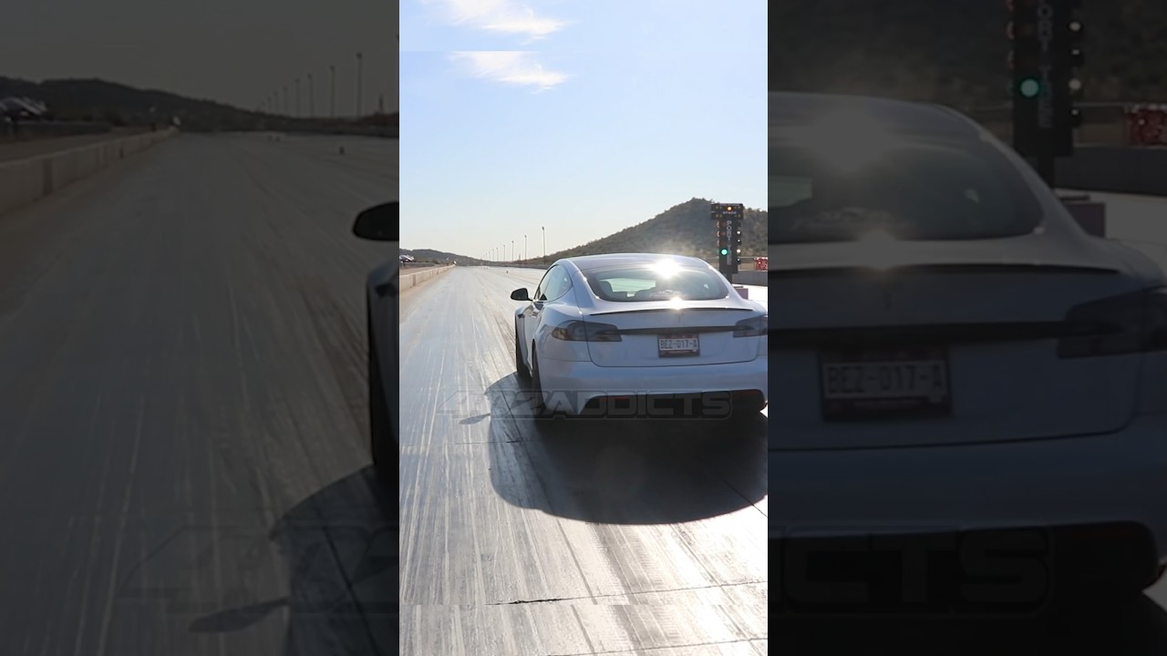 Tesla Plaid Vs Cherokee TrackHawk #racetruck #teslaplaid #tesla #racing #shorts