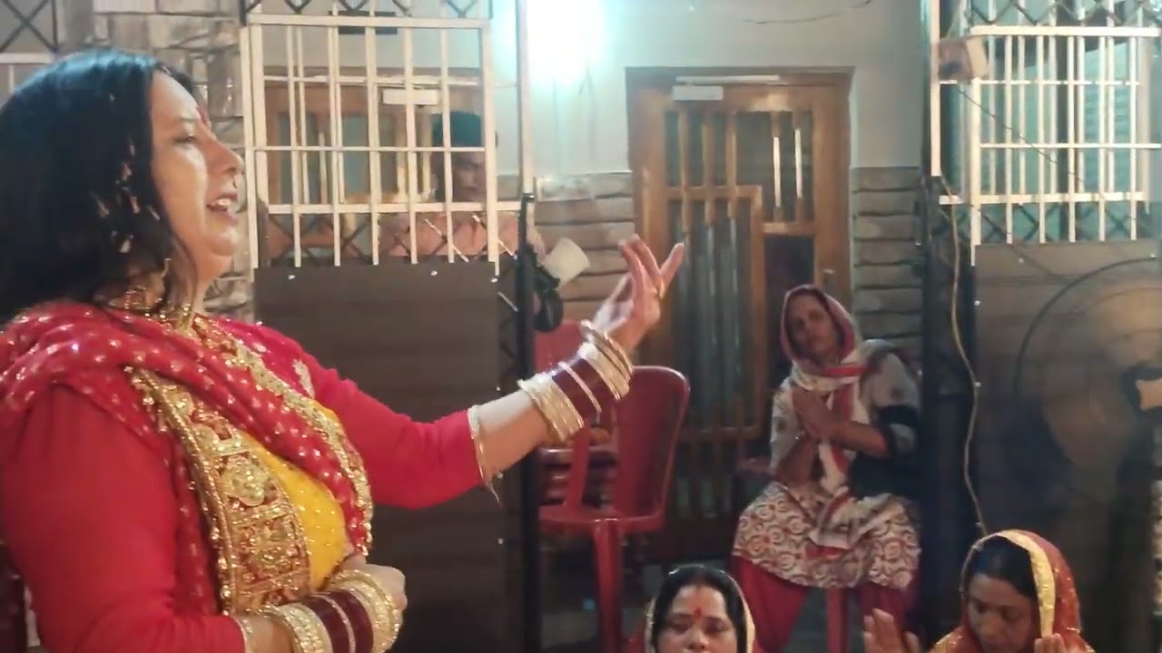 Jai mata di 🥰🙏 bahut pyaara kirtan or Bhajan jarur sune 🙏#sherawalimaiya #bhajankirtan #viralvideo 