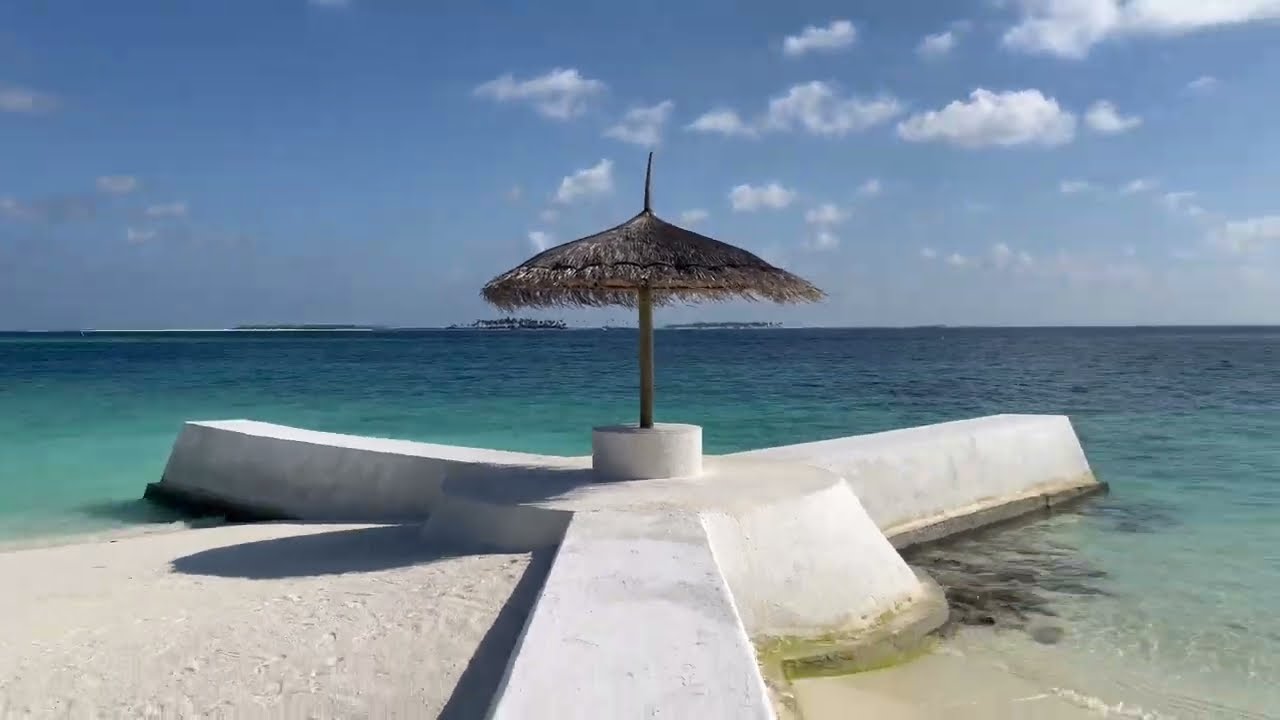 Maldives OBLU Select Sangeli - Island walkaround 4K
